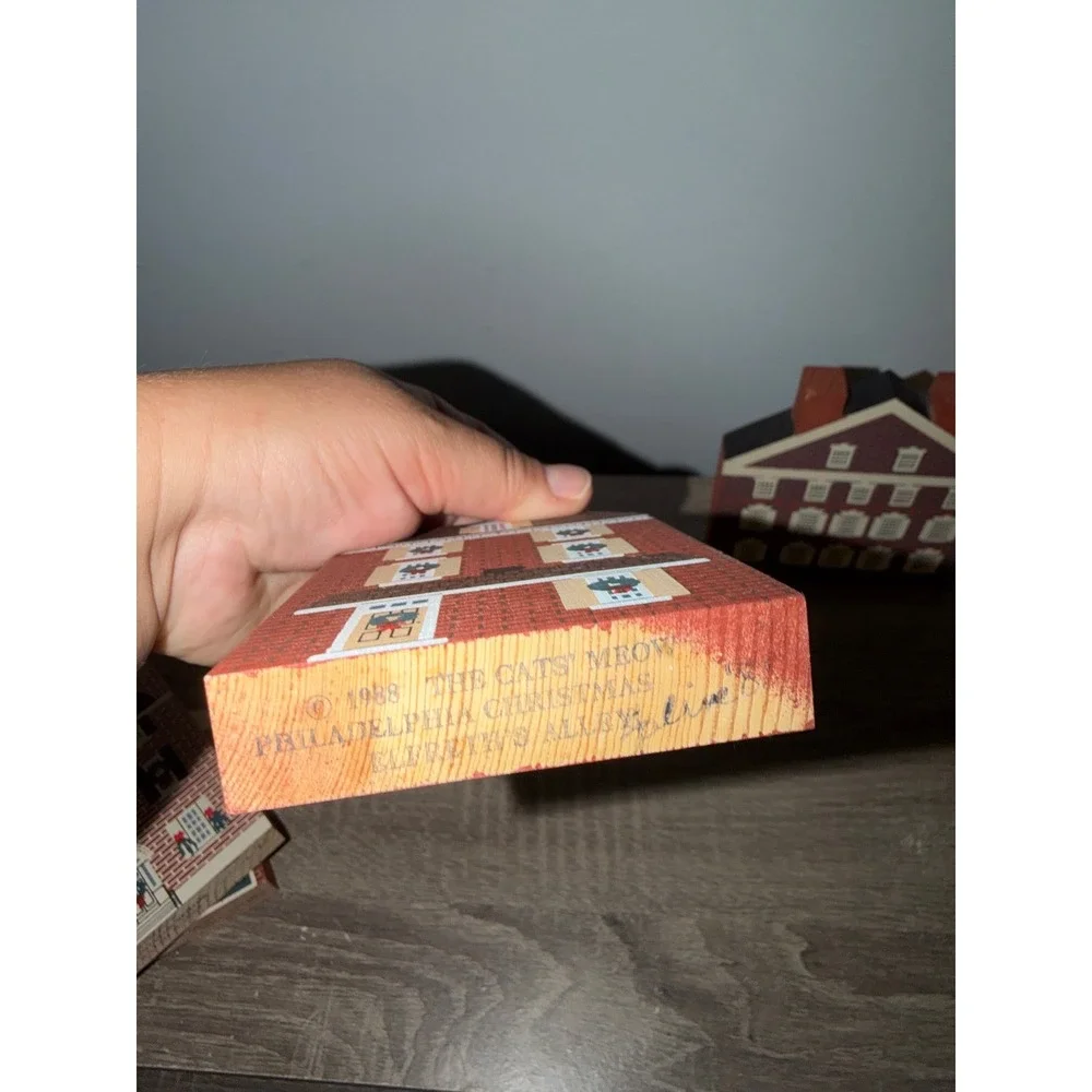The Cats Meow Village Philadelphia Christmas Series 1988 Wooden Block Set 4pc